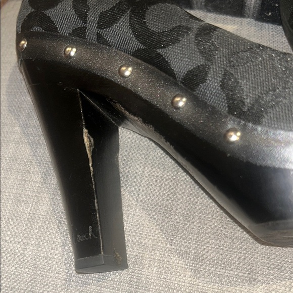 Coach Size 5 Elegant Black Platform Heels - Picture 8 of 9